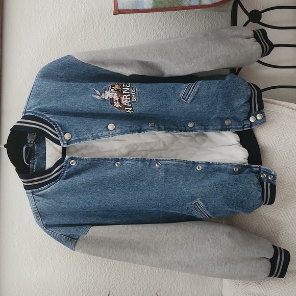 Vintage Warner Brothers Looney Tunes denim jacket - Picture 2 of 8